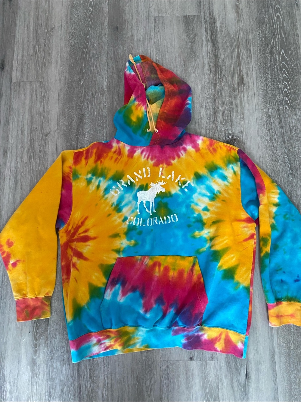 Tie-Dye sweatshirt . Grand Lake Colorado